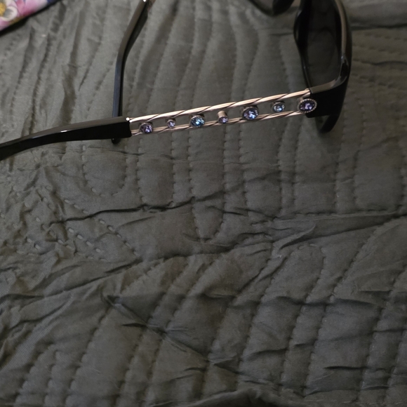 Brighton Halo Sunglasses - Picture 3 of 16